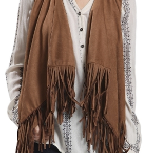 NWT Blu Pepper Brown Suede Fringe‎ Vest